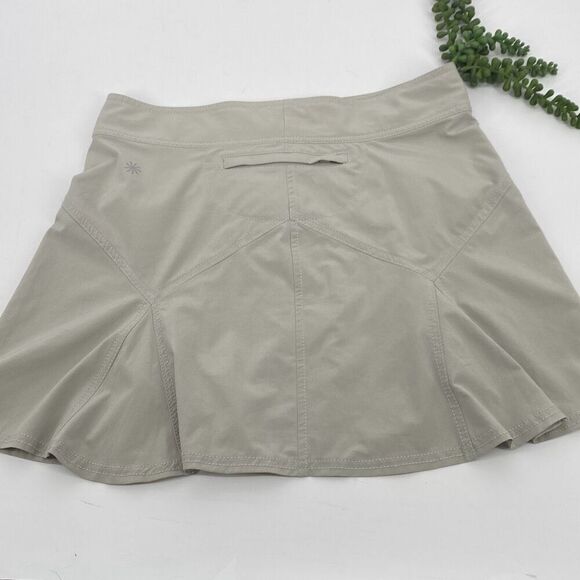 Athleta All Terrain Active Lightweight Pleated Skirt Grey Pockets Size 6‎ - Picture 7 of 10
